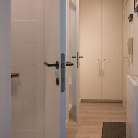 Dzee Frontaal Zeezicht En Gratis Parking * Koksijde
