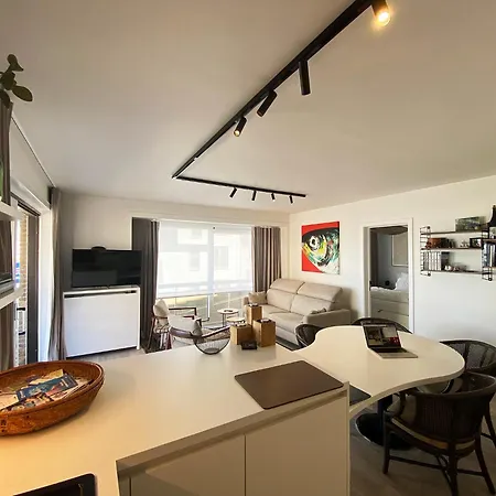 Apartamento Dzee Frontaal Zeezicht